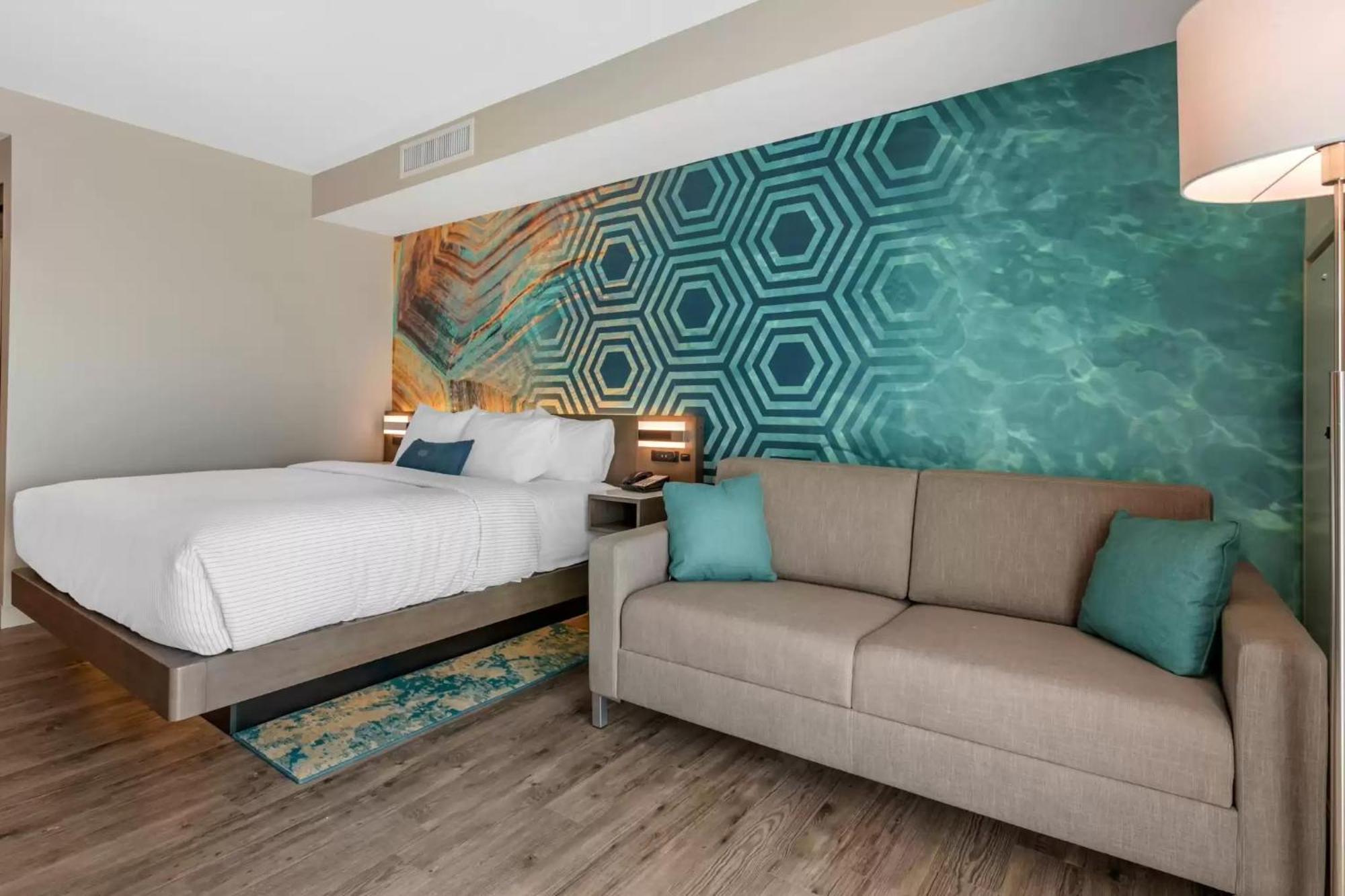 Cambria St Petersburg-madeira Marina 3*