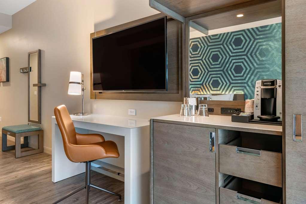 Cambria St Petersburg-madeira Marina Hotel 3*